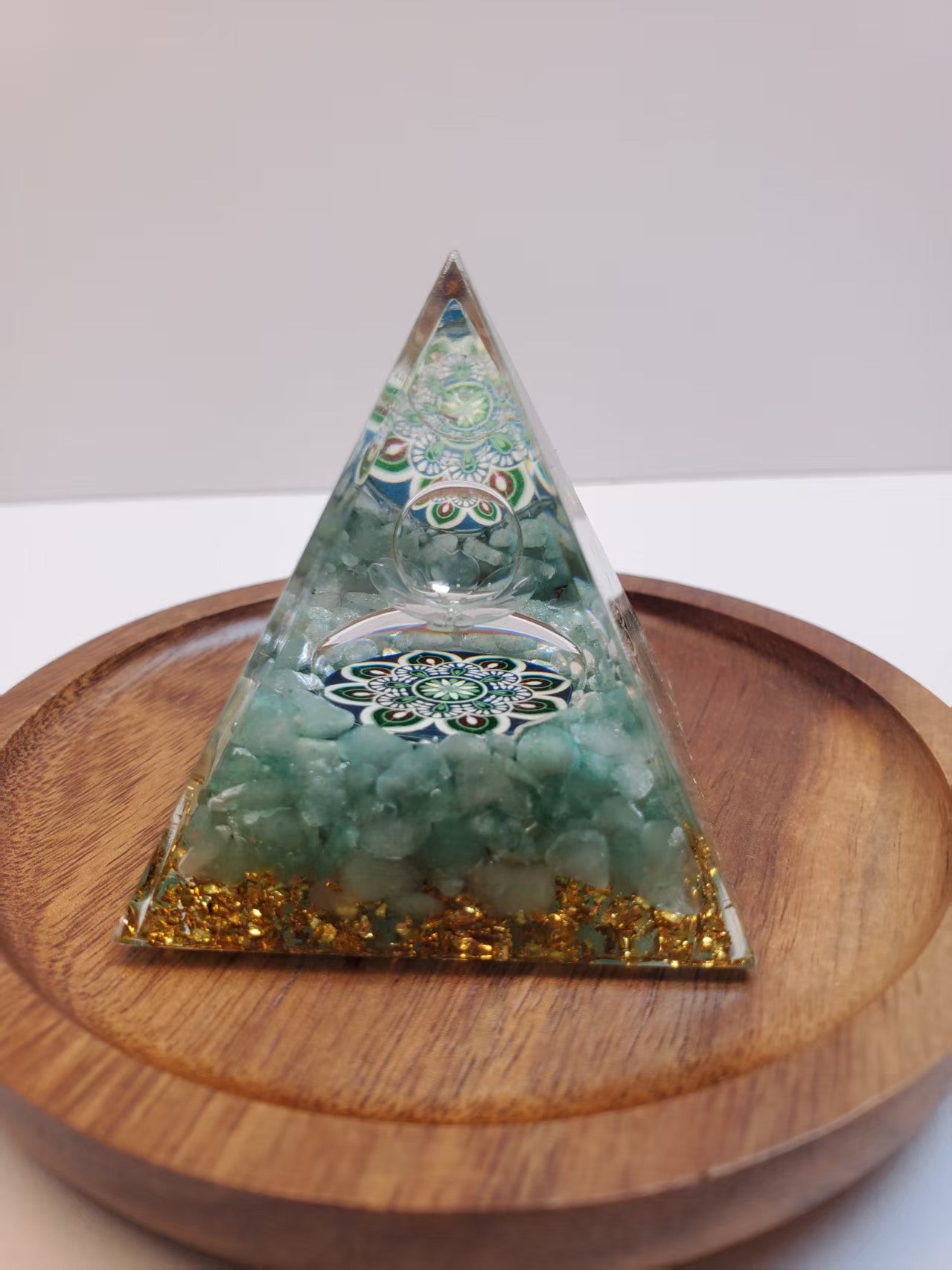 J946 能量金字塔健康第一東陵玉 Size 5cmX5cm