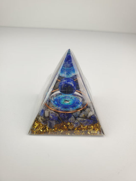 J958 能量金字塔太極青金球 Size 5cmX5cm